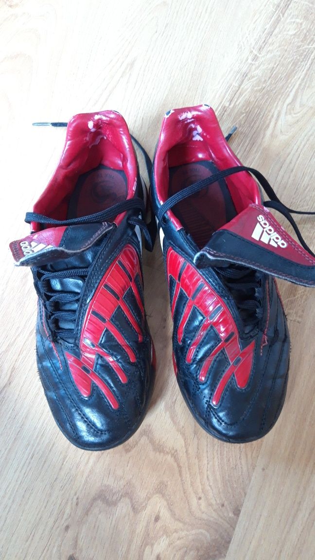 Buty sportowe Adidas r. 37.1/3 czerwono czarne halowki