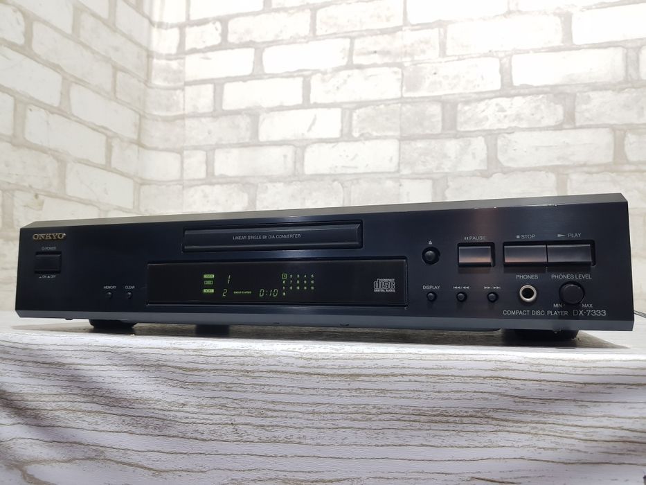 Програвач CD дисків ONKYO DX-7333, б/у з Німеччини