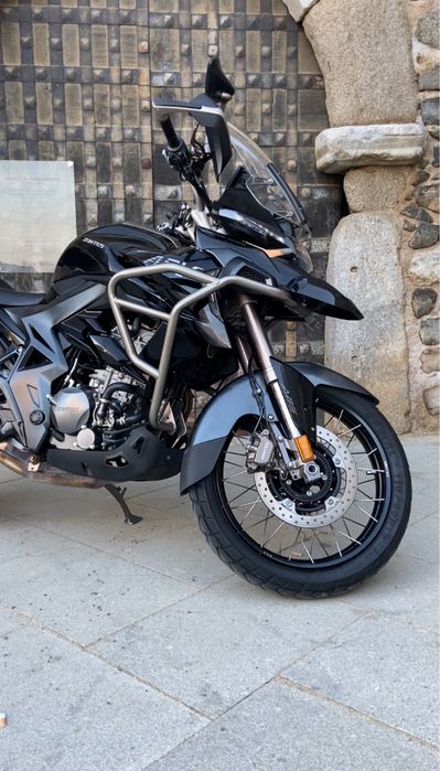 Zontes T310 T2 2021 c/ Top Case Givi