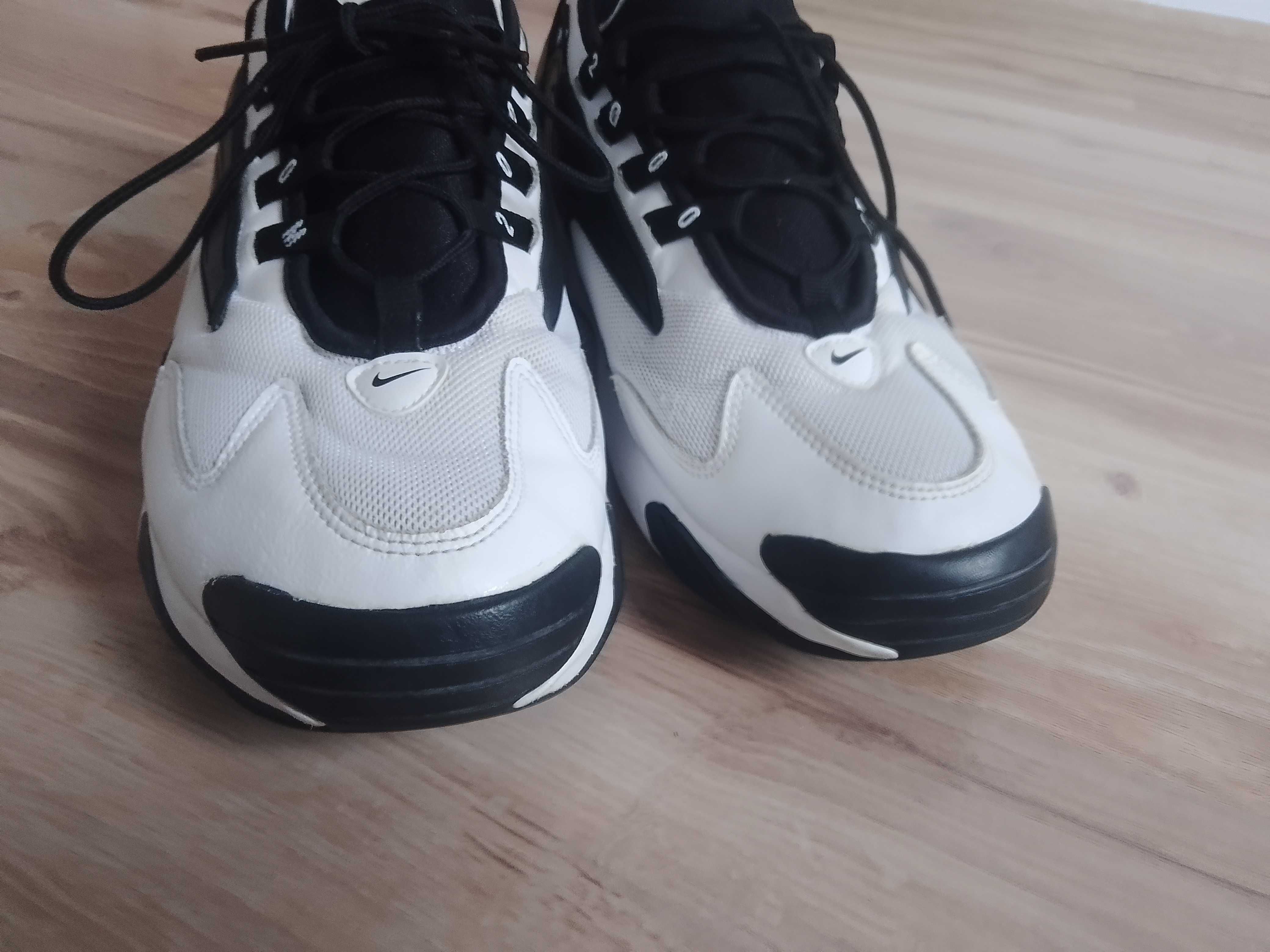 Buty Nike ZOOM 2000 rozmiar 45