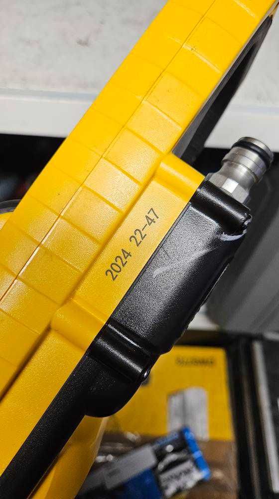 Przecinarka do stali i betonu 230mm DeWalt DCS691N 54V bez akumulatora