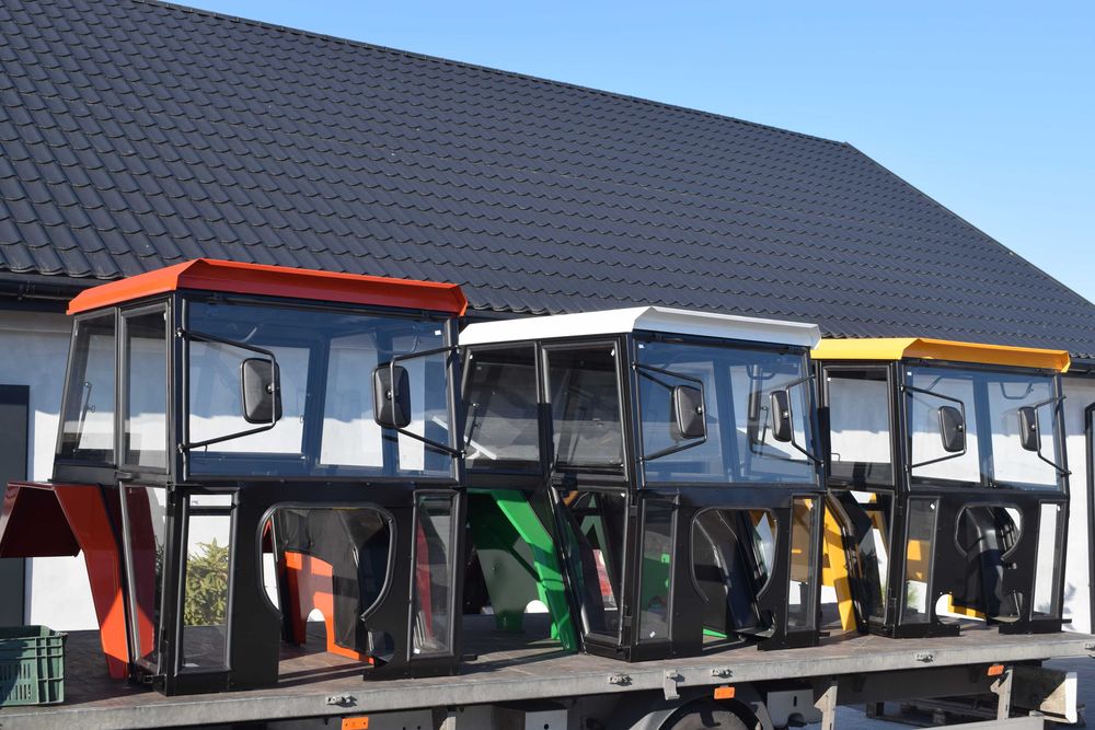 Kabina ciagnikowa c 330 c360 mf 255 235 ruski T25 PROMOCJA