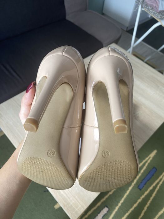 NOWE szpilki. Nie noszone