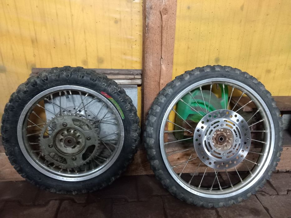 Koła 14,17 z cr85 2004