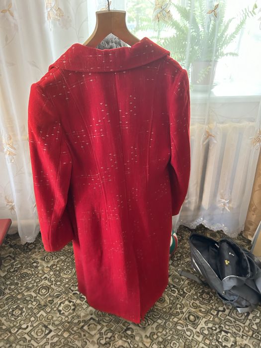 Пальто жіноче