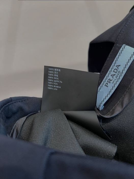 Prada plisowana spódnica z wysokim stanem