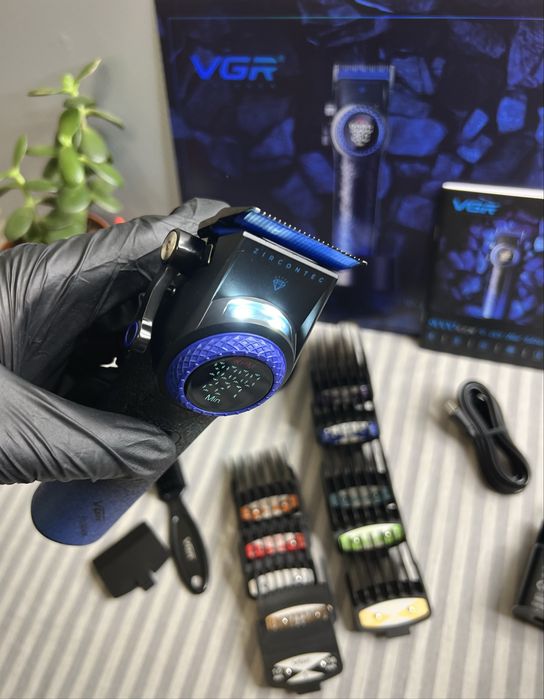 Машинка для стрижки VGR V-001 BLUE, дисплей, 9000 об/хв, 10 насадок
