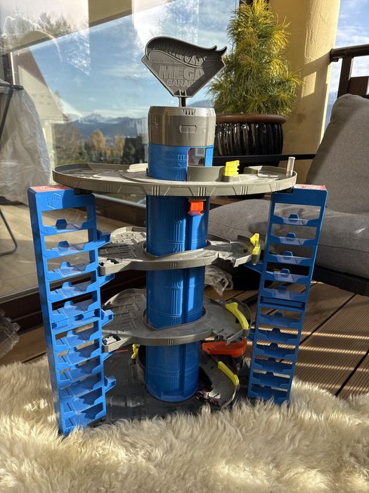 Garaż  Hotweels wysoki 71 cm