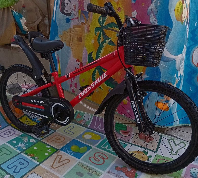 Продам дитячий спортивний велосипед на 20 дюймів Cross Ride почтиновий