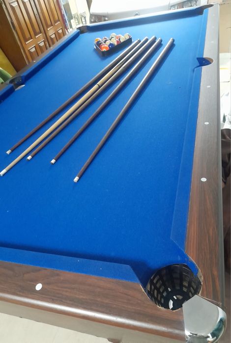 Mesa snooker em excelente estado