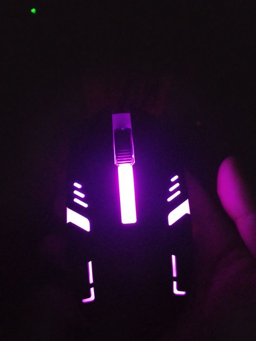 Продаю комп'ютерну мишку ігрову  нову