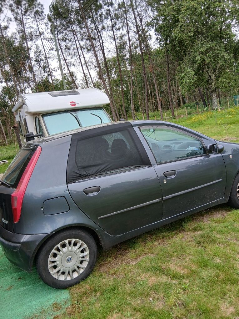 Vendo Fiat punto com atrelado mais bola de reboque