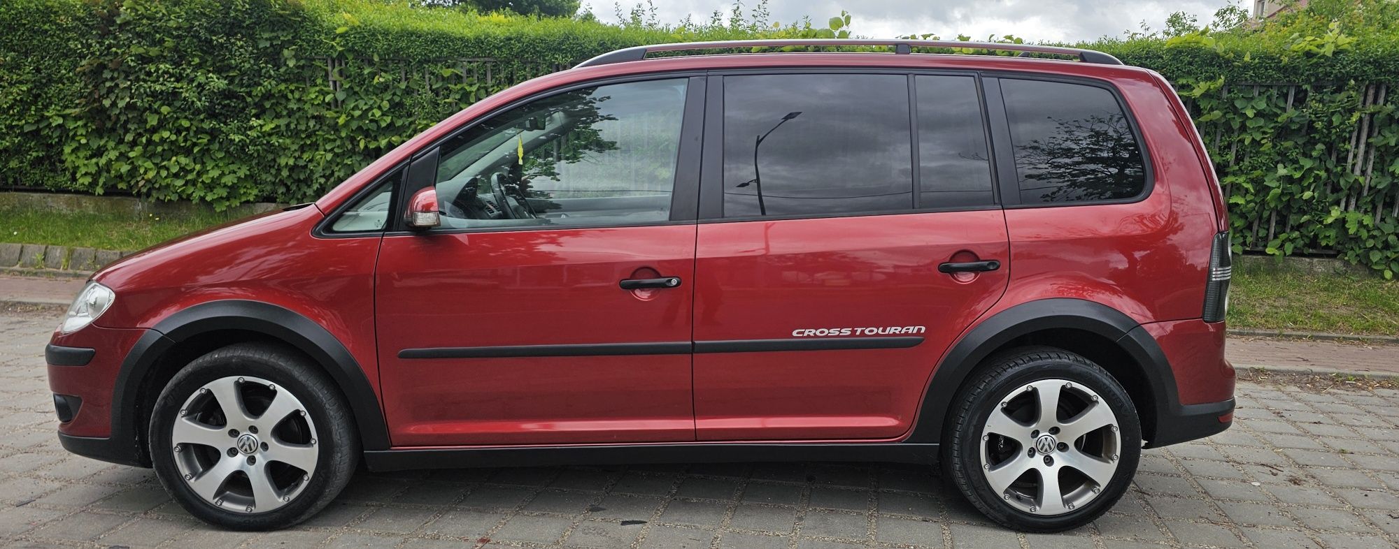Vw Touran Cross 2.0 TDi 140 Dsg hak