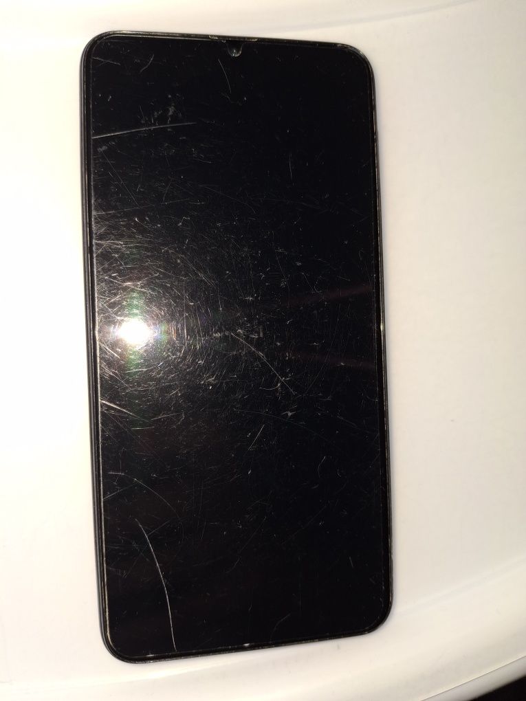 Samsung A10 grafit