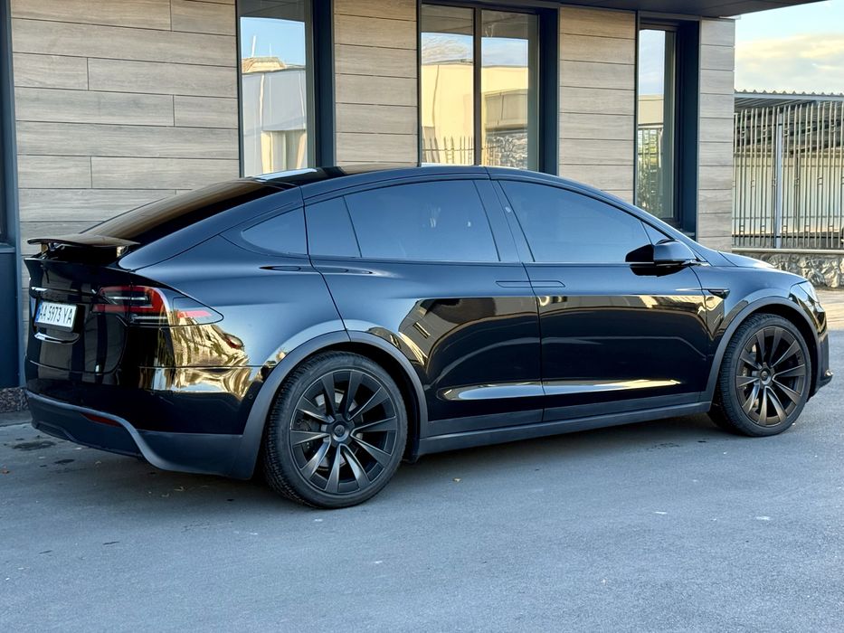 Продам Tesla model X