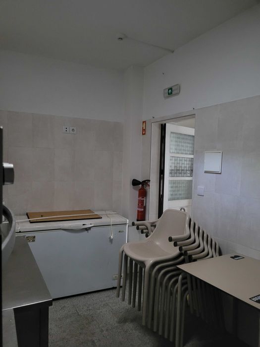 Pastelaria aluga-se Olhão