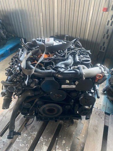 AUDI Q7 SILNIK MOTOR 3.0 TDI BUG CAŁKOWICIE KOMPLETNY