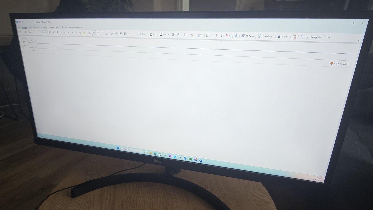 Monitor LG 29 cali