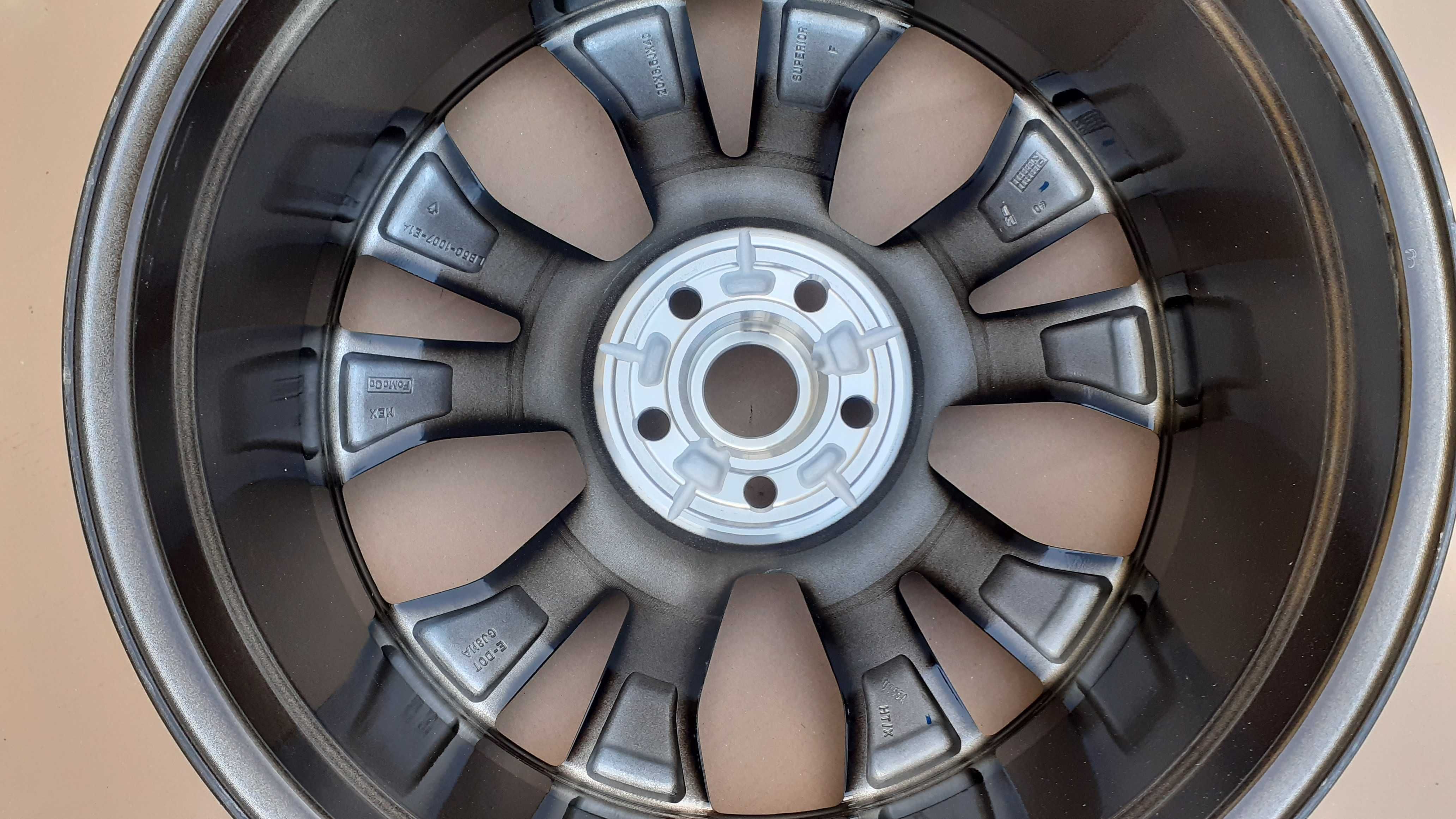 Nowa felga oryginał 1x FORD EXPLORER 8.5Jx20, 5x114.3 , ET40, 70.5mm