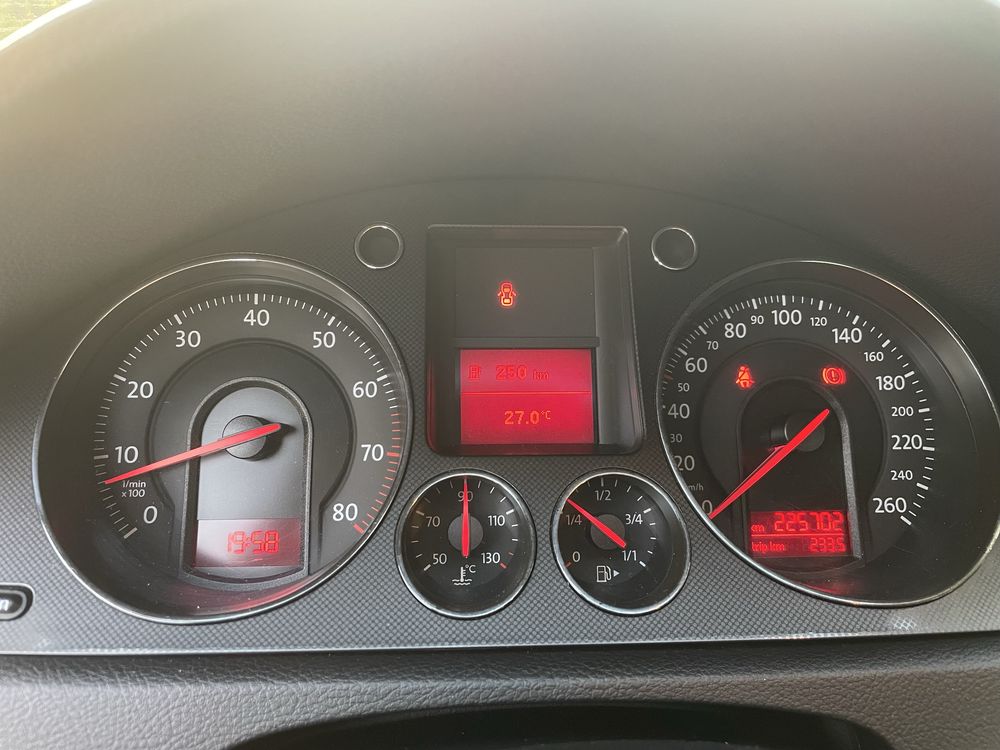 Volkswagen Passat B6 2.0 бензин обмен
