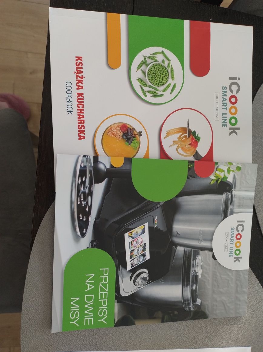 Termorobot iCook MRK-28 z dwiema misami