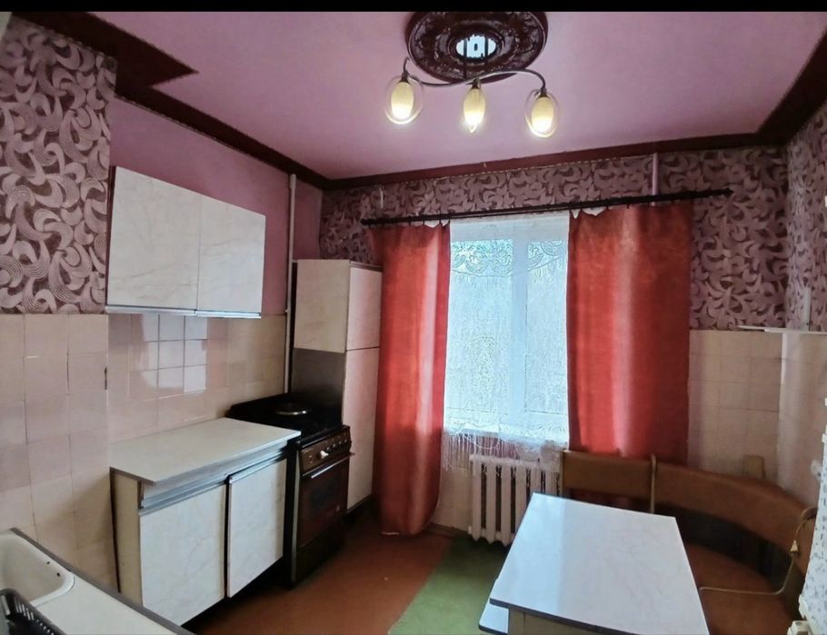 Сдам 1 комнатную квартиру на  Алмазном