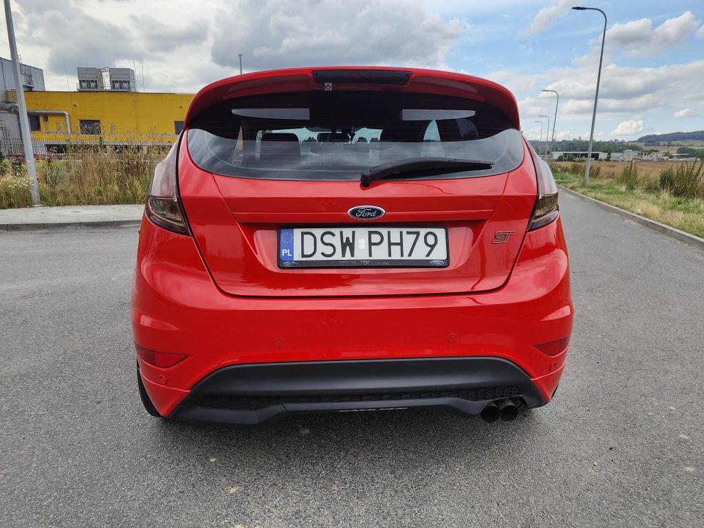 Fiesta MK7 St Line Racing Red