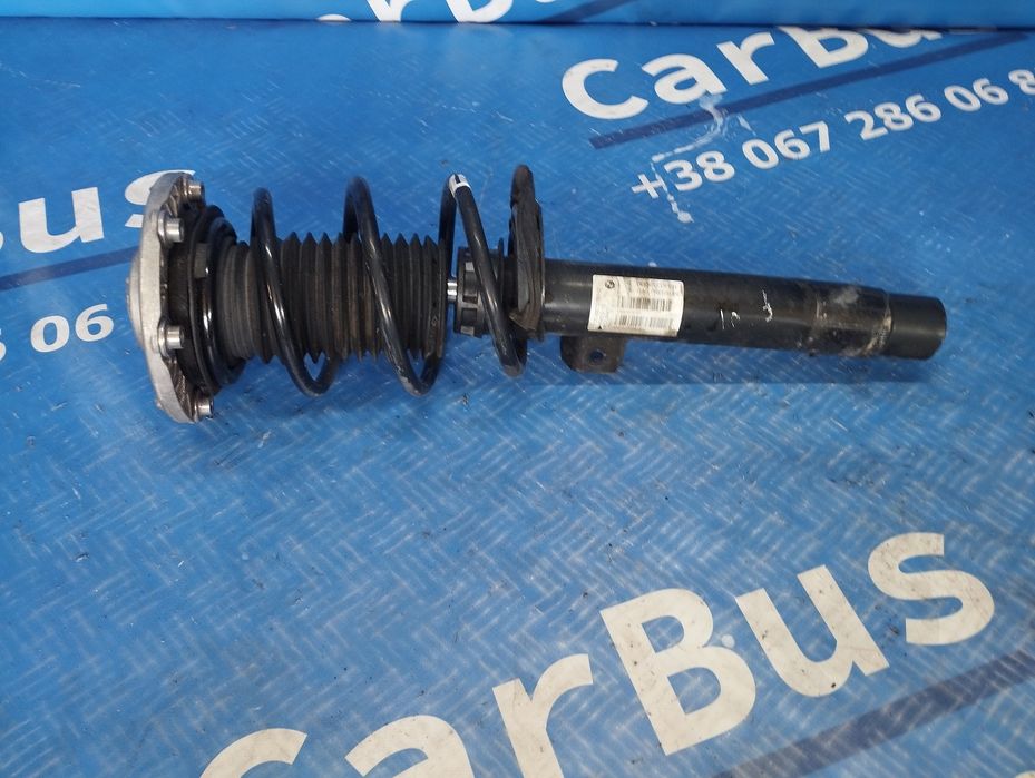 Стійка амортизатора переднього ліва/права Ф30 стойка BMW F30 3.0i