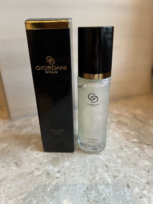 Baza z serum Giordani Gold z Oriflame