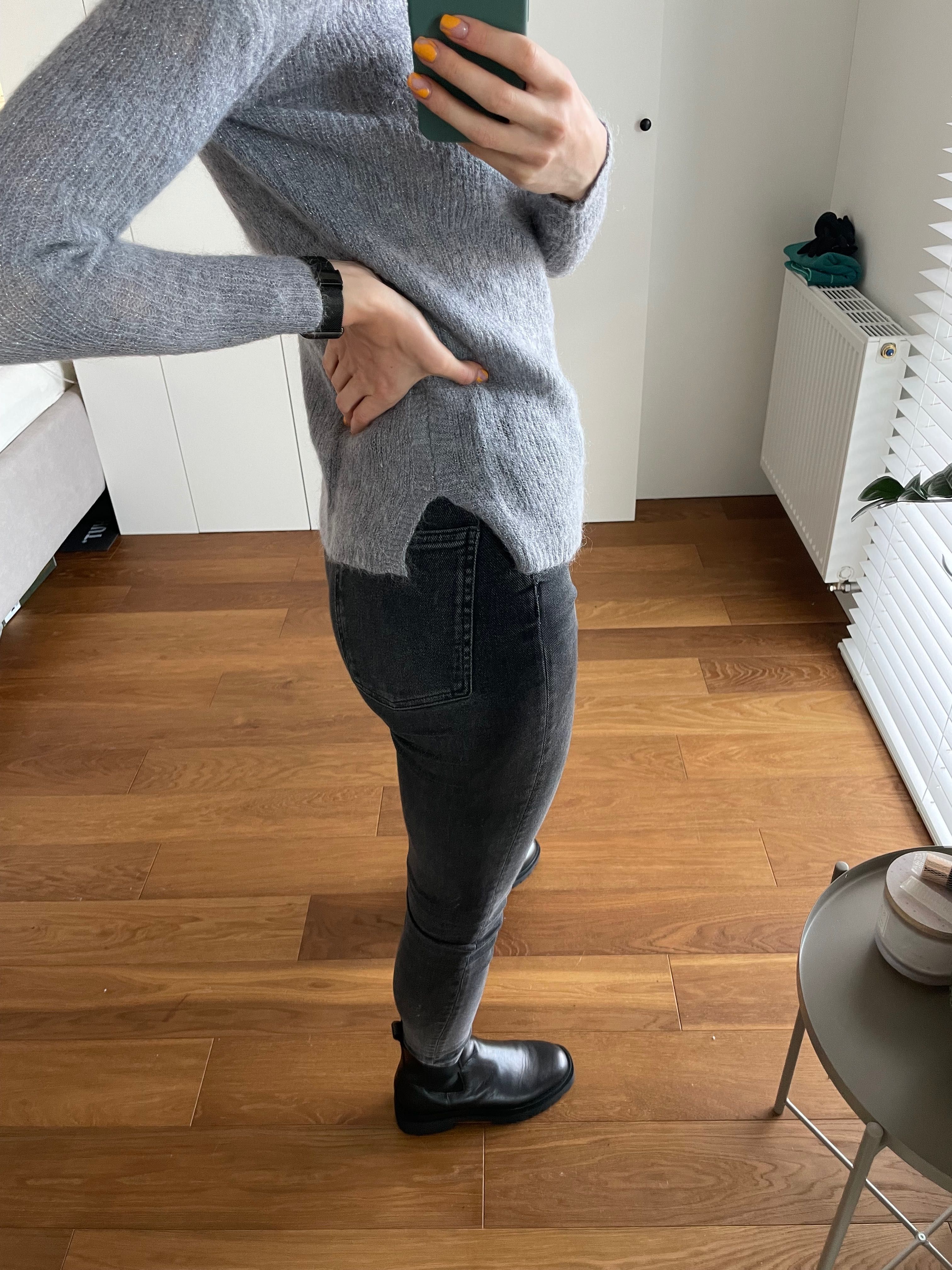 Szary sweter z wełną i moherem Taranko