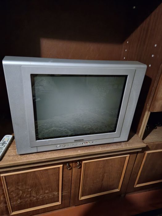 Продам телевізор