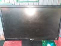 Монитор 18.5" LG 19M37A-B