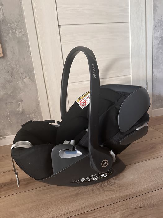 Pierwszy fotelik nosidełko Cybex