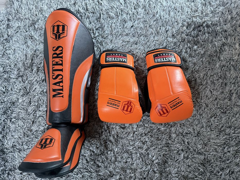 Rekawice bokserksie ochraniacze piszczeli masters (mma,boks,kickboxing