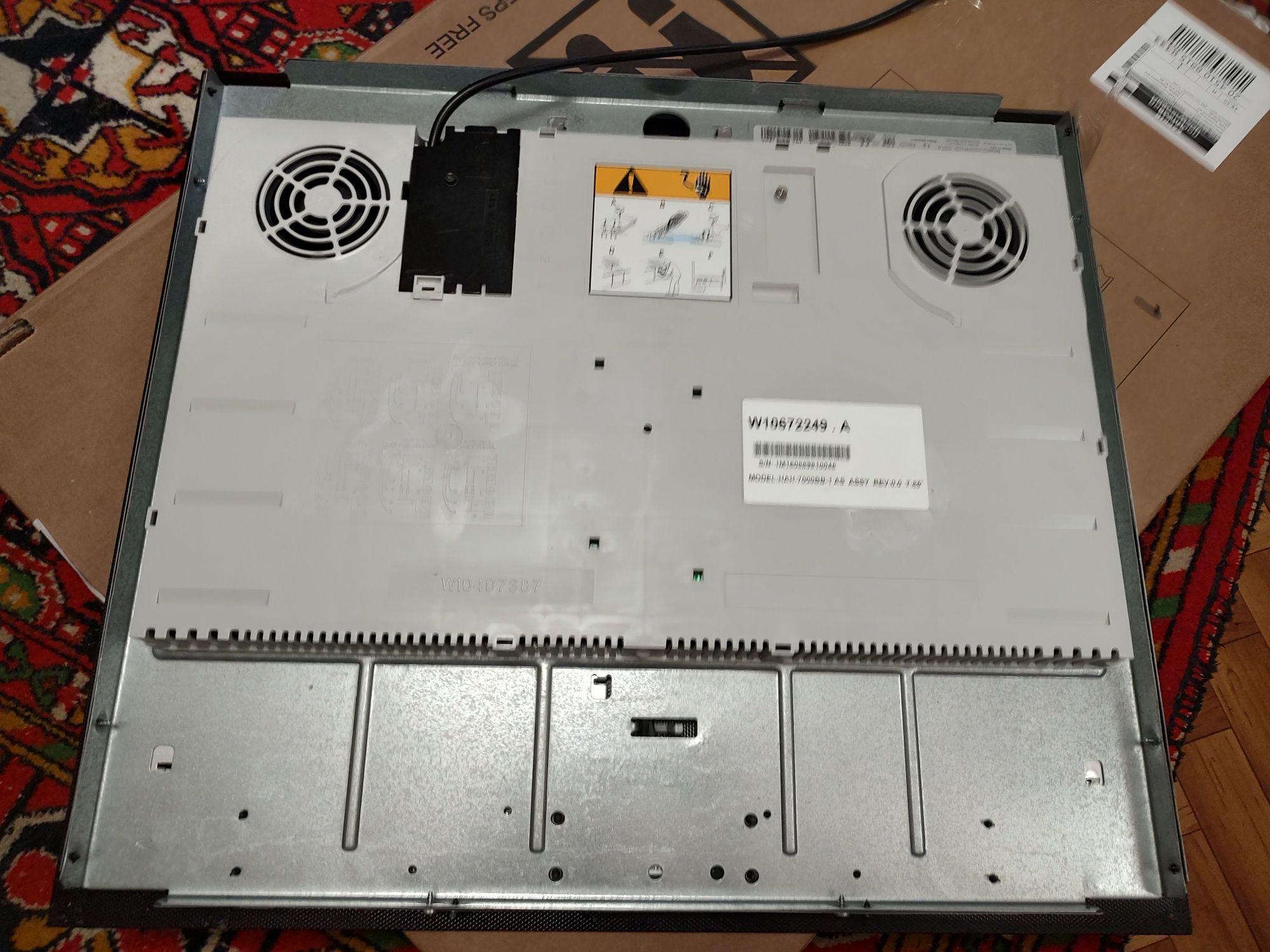 Духовой шкаф(индукционная плита) Whirlpool ACM 918/BA