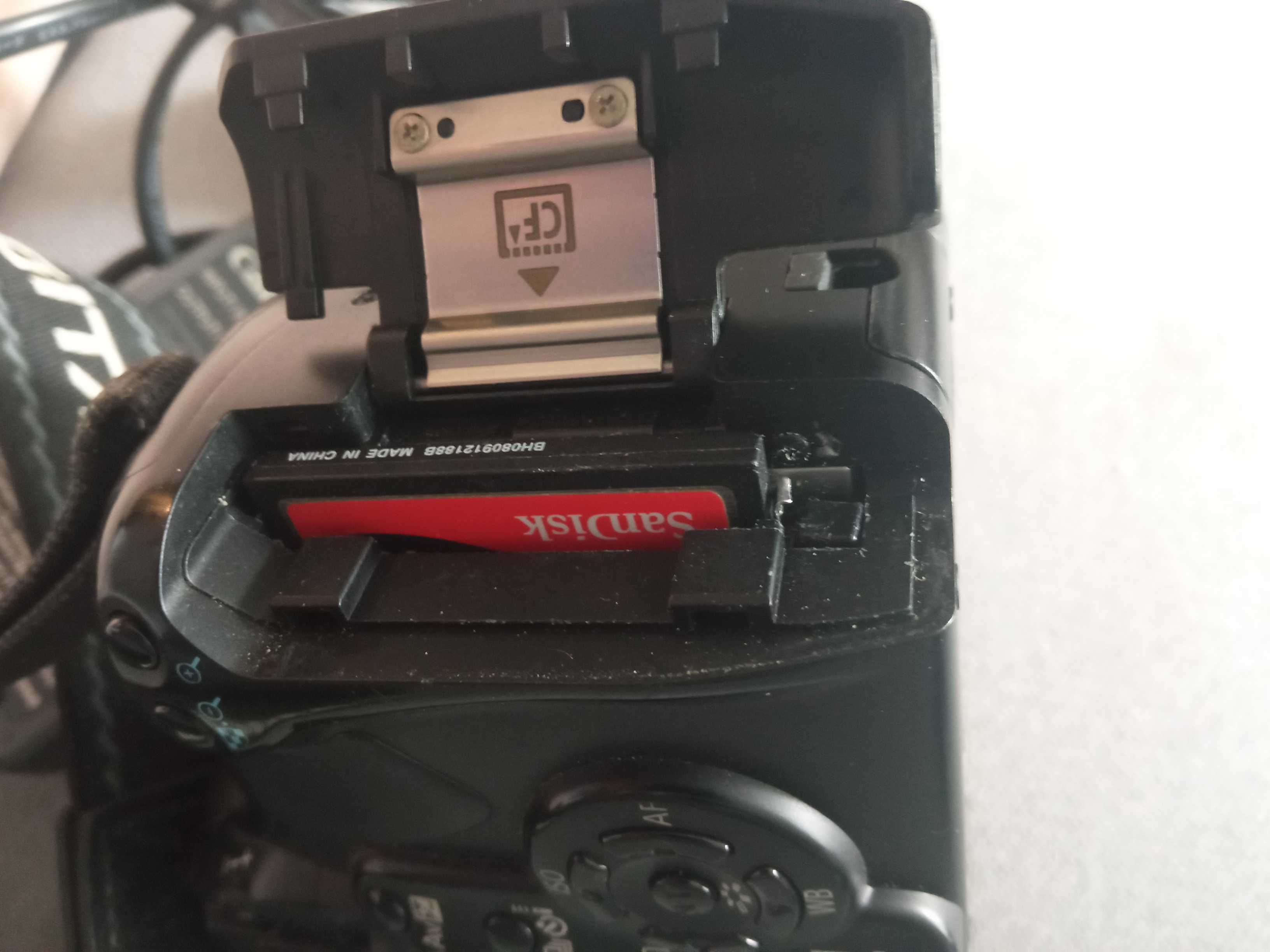 Aparat Canon 400D body