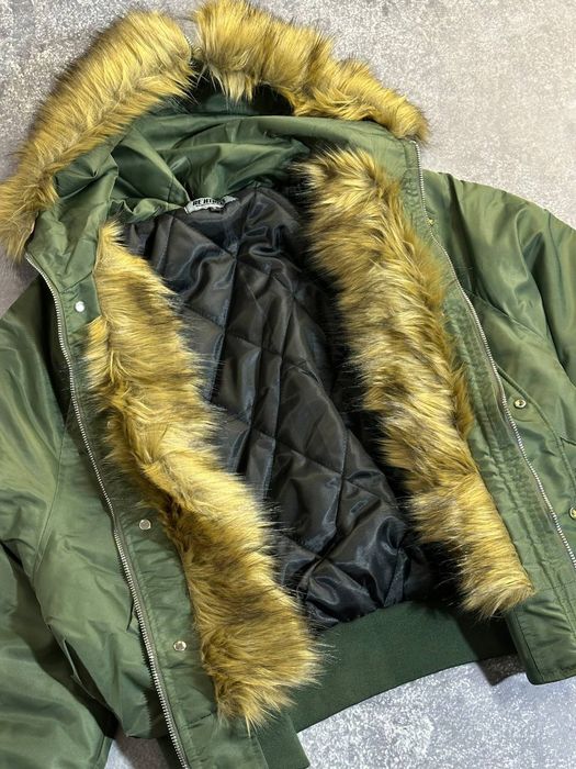 Зеленый бомбер с мехом аляска куртка пуховик MA-1 Alpha Industries ма1