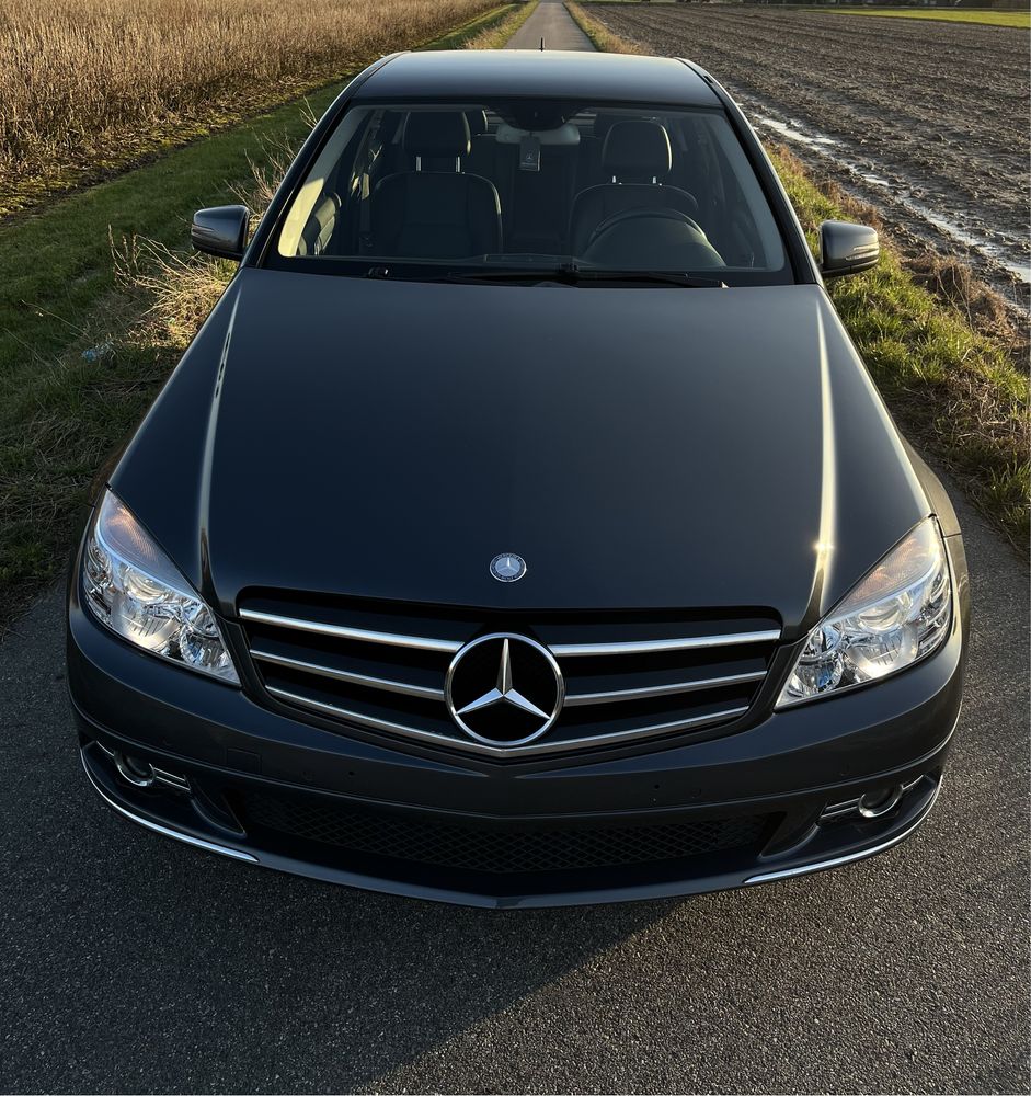 Mercedes C class w204 C200 z Belgii