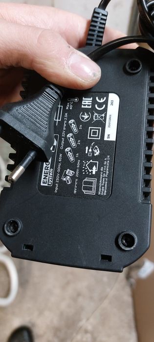 Ładowarka graphite 18v jak nowa!