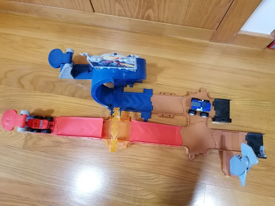 Pista Fisher Price - Blaze