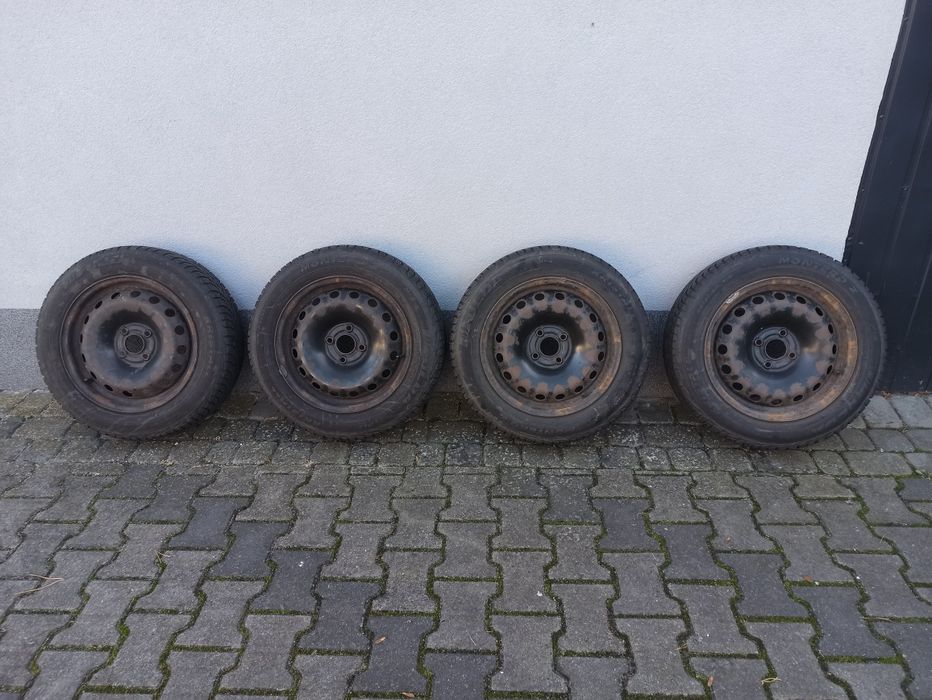 Opony zimowe z felgami 15 cali