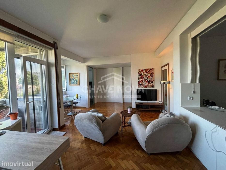 Apartamento Remodelado T1 para Arrendamento, Paranhos, Porto