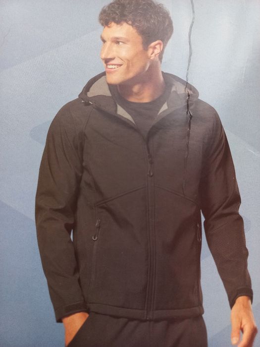 Kurtka męska  z kapturem  Softshell XXL lub XL czarna lub szara