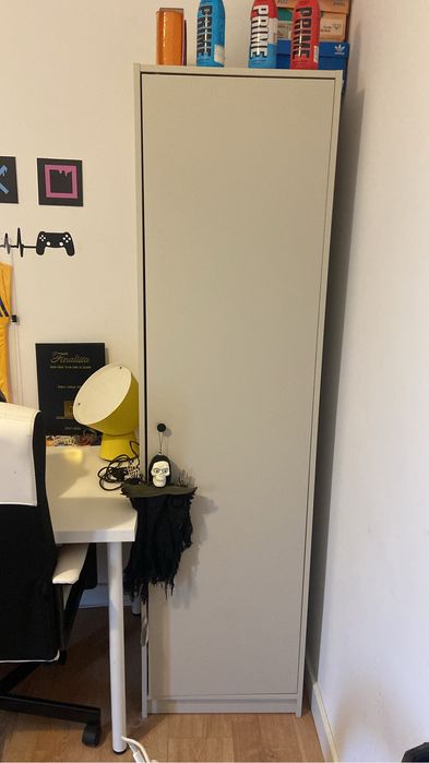 Conjunto quarto (cama, roupeiro e comoda)