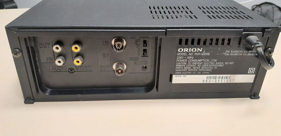 Odtwarzacz VHS Orion RVP-400RB