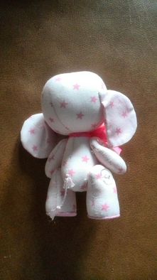 Розовый слон игрушка ручная работа 18 см новый. Подарок на Валентина