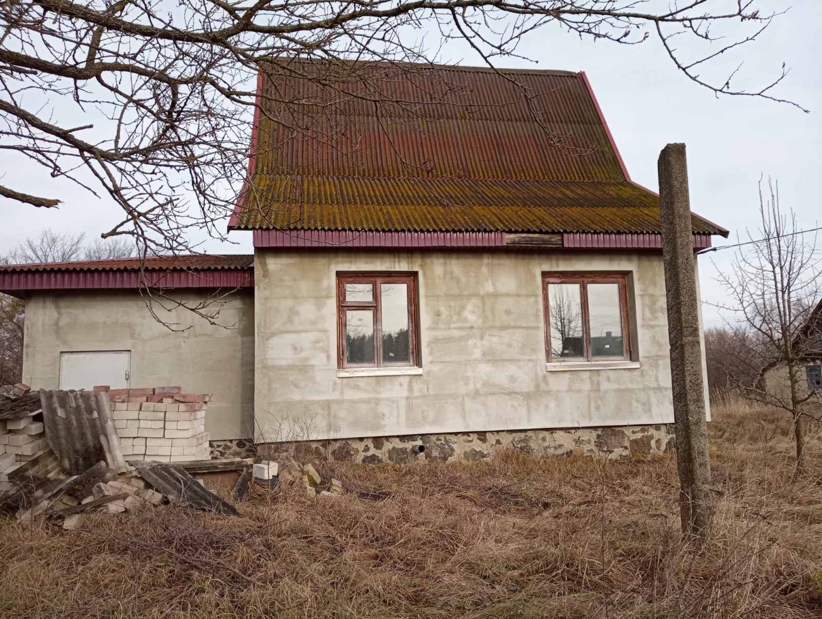 Продам будинок с  Чаква, Володимирецький р-н, Рівненська обл