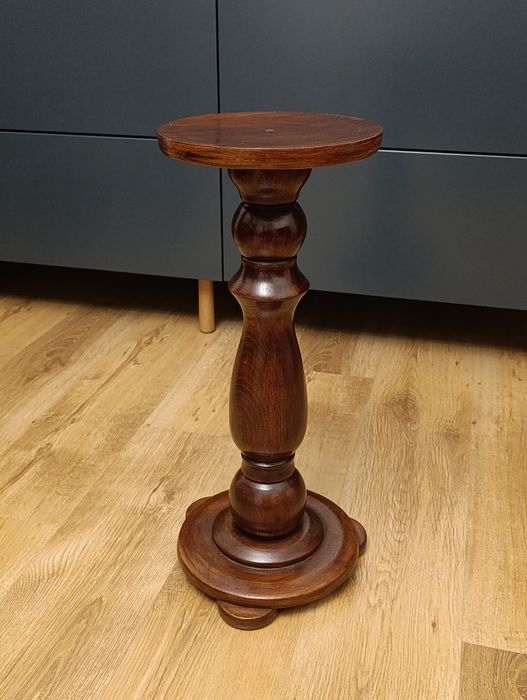 Kwietnik drewniany stojak na kwiaty