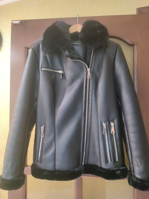 Женская дублёнка из натуральной кожи бренда B-UNIQUE