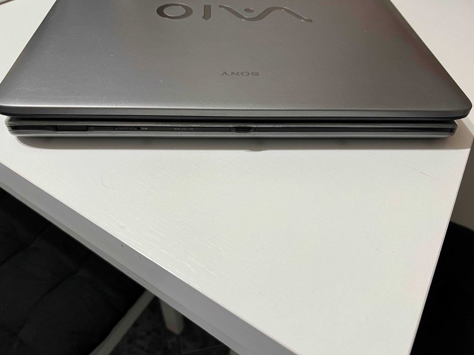 Sony Vaio PCG-8Q8M, sprawny, bateria trzyma, idealny do retro gier